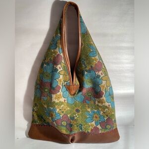 Vintage multicolored shoulder bag